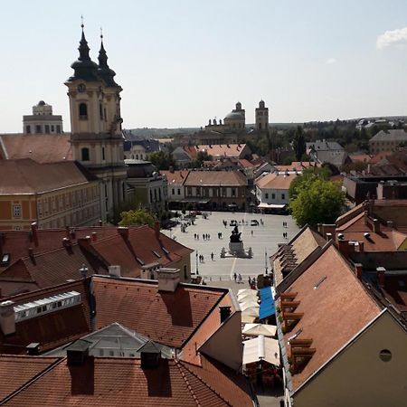 Kodaly Apartman Eger Luaran gambar