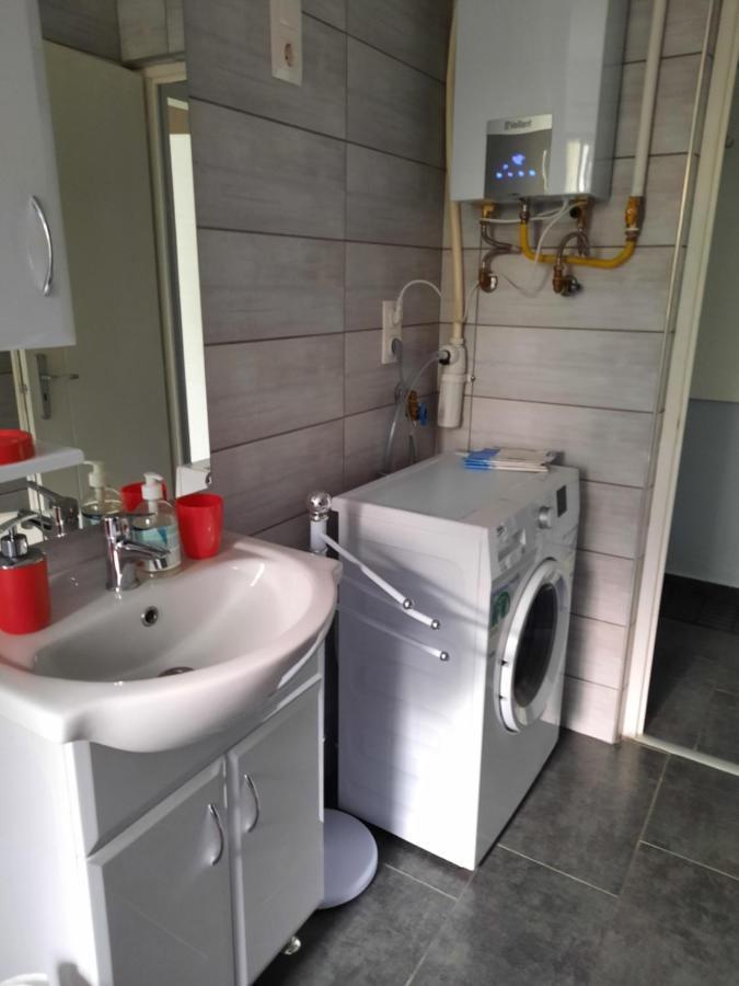 Kodaly Apartman Eger Luaran gambar