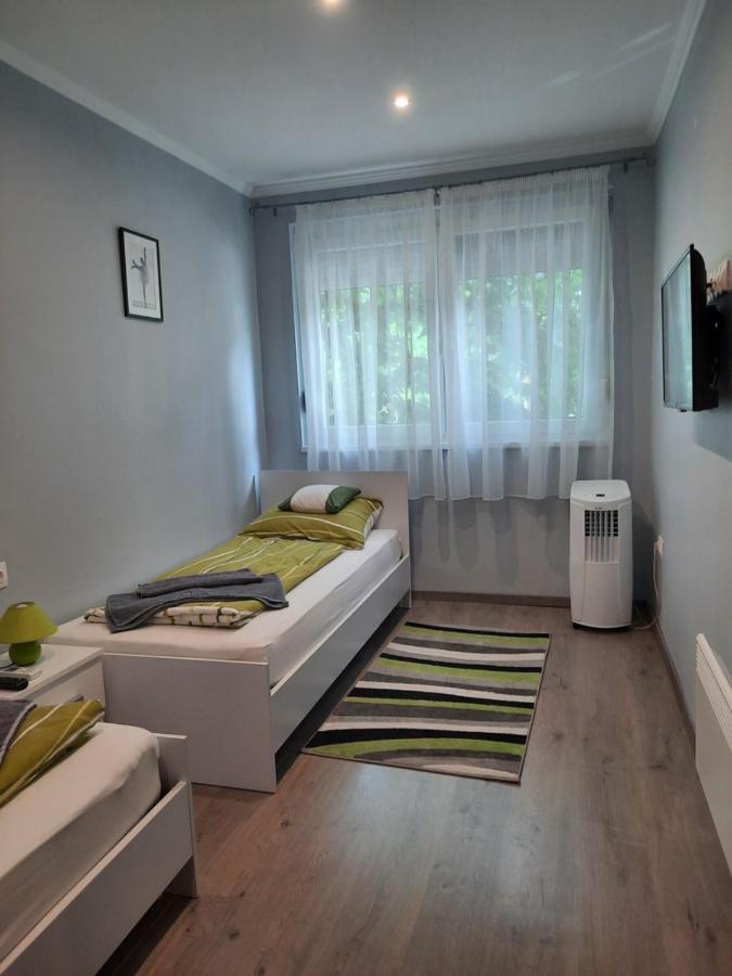 Kodaly Apartman Eger Luaran gambar