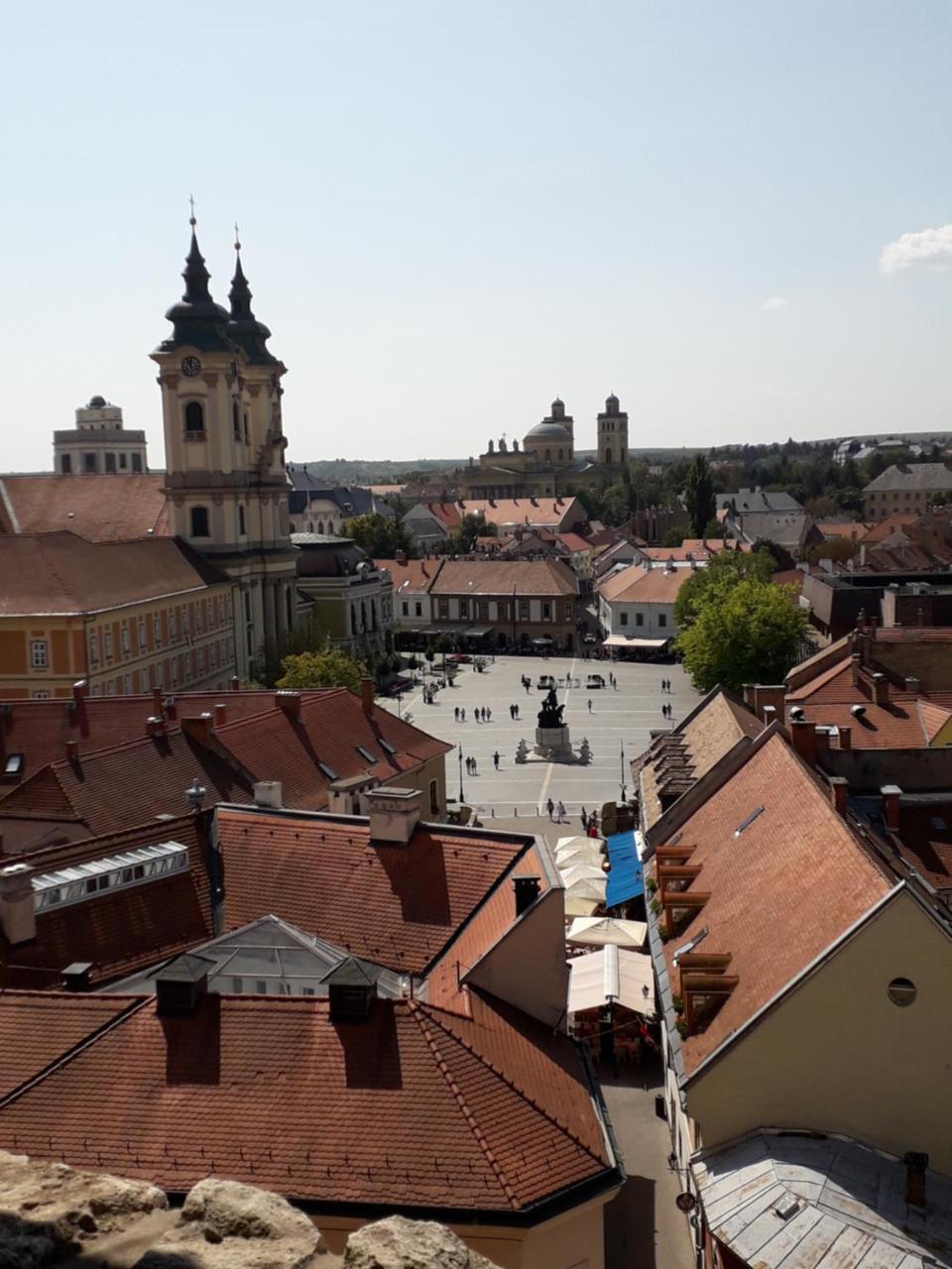 Kodaly Apartman Eger Luaran gambar